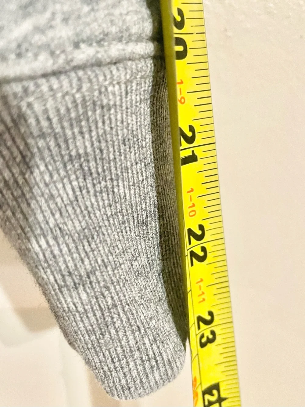 Vtg J. Crew Men’s Light House Gray Embroidered Knit Crewneck Sweater Sz L- EUC